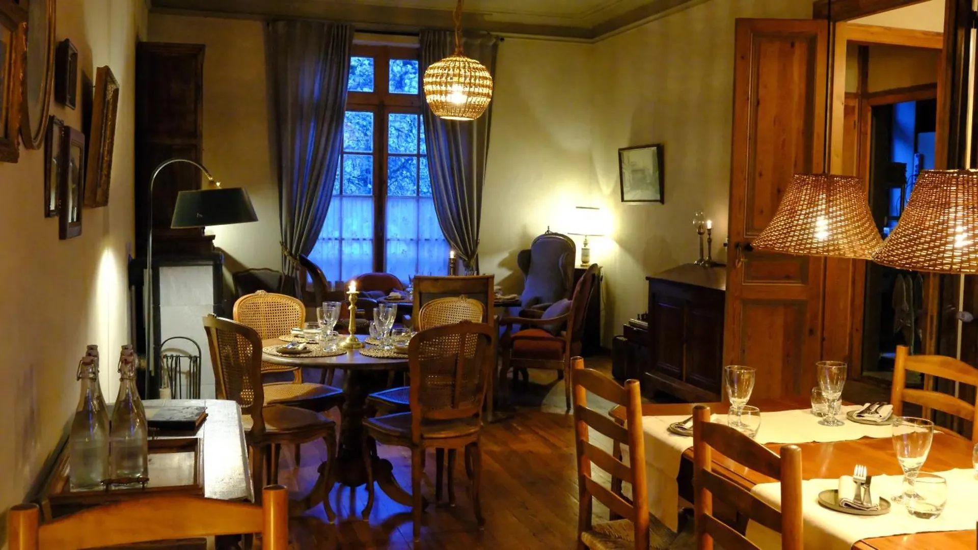 Le Reve D'Aghon Chambres Et Restaurant Bagnères-de-Bigorre Frühstückspension
